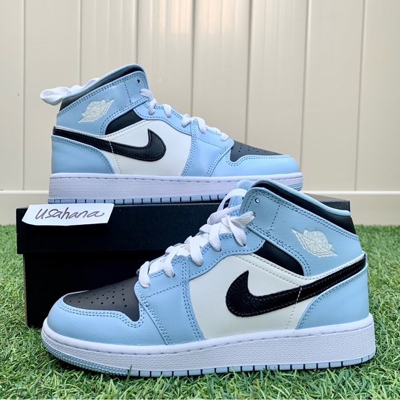 Nike air Jordan 1 mid gs blue white shoes